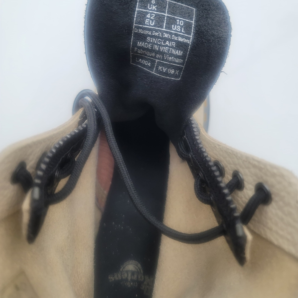 Doc Martens - Picture 6 of 6